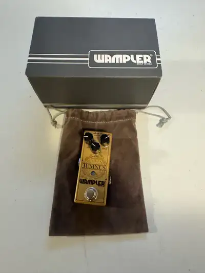 Excellent condition. Comes with box Can meet in Ottawa
