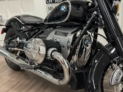 Essentially brand new with just 287km, this R18 First Edition is a true collector’s gem. Upgraded wi...