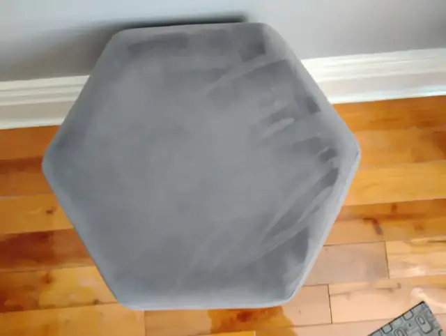 Grey velvet foot stool in Chairs & Recliners in Kingston - Image 3