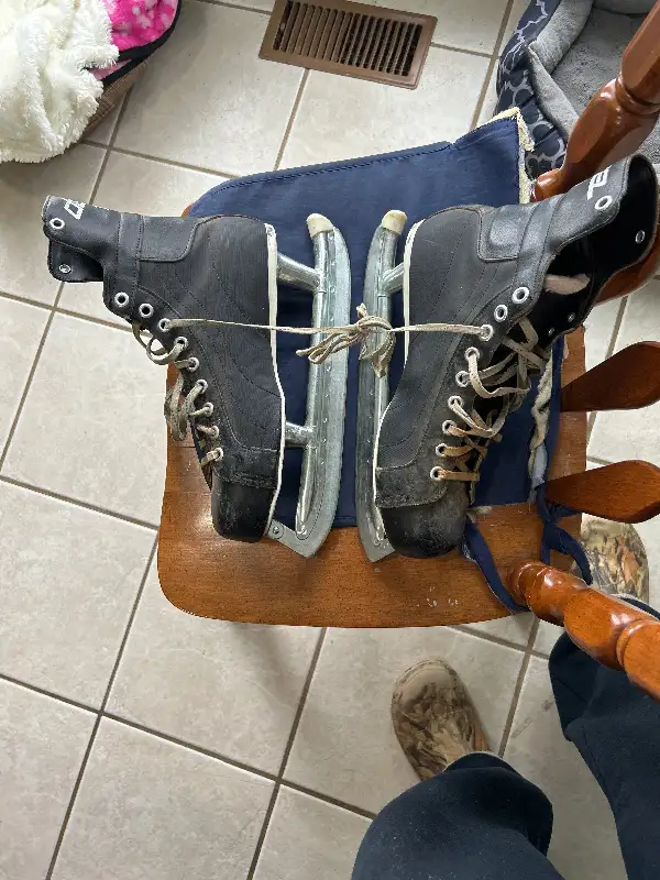 Men’s skates in Skates & Blades in Brockville - Image 3