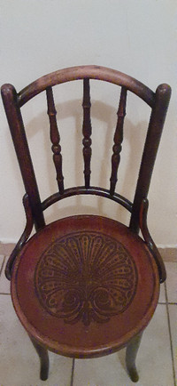 Mundus and J.J Kohn (Jacob & Josef) antique bentwood chair