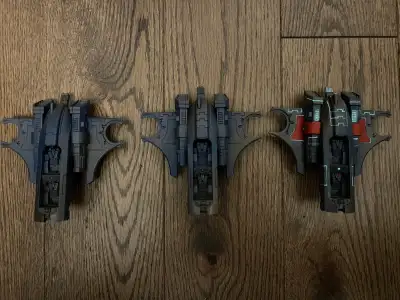Warhammer 40K Tau Piranha vehicles. Previously painted and does need some work. Selling the models f...
