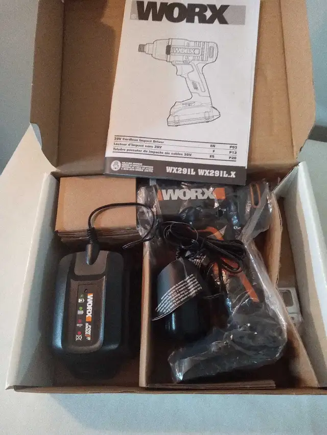 BRAND NEW BY WORX VARIABLE SPEED 20V DRIVER in Power Tools in St. Catharines - Image 4