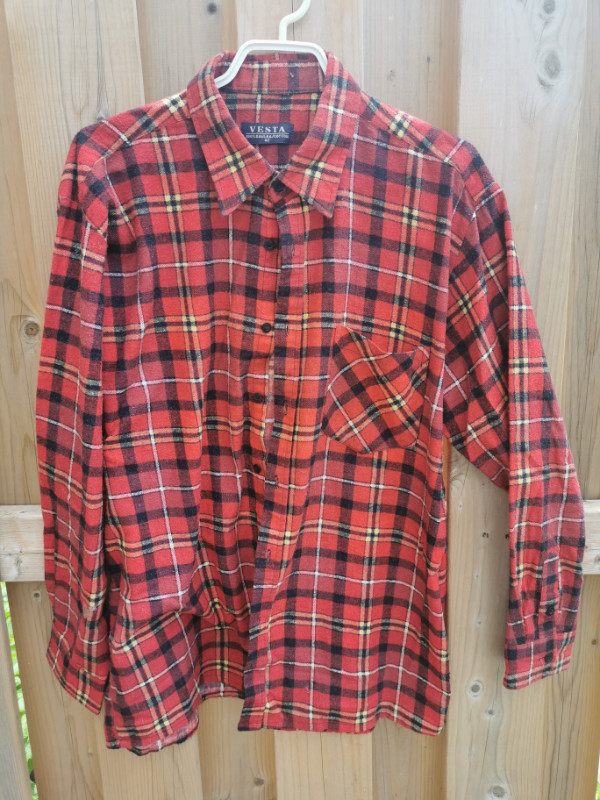 Vintage Button up plaid t/tee/shirt in Other in Mississauga / Peel Region