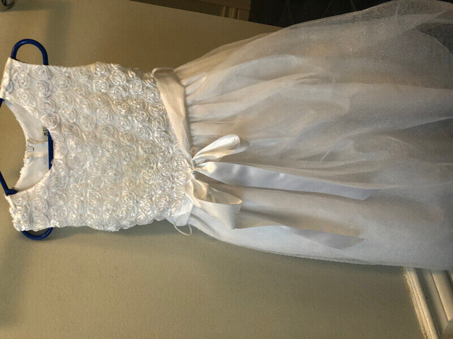 First Holy Communion Dress in Kids & Youth in Mississauga / Peel Region - Image 2