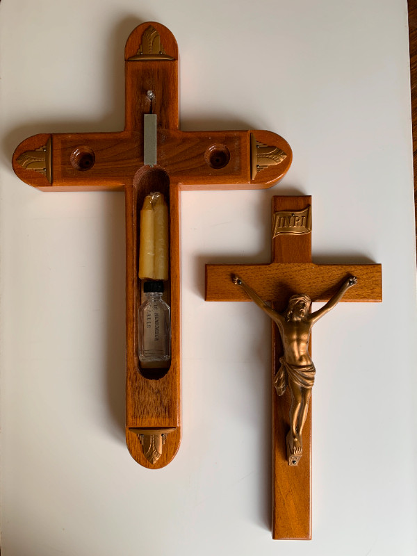 Crucifix des derniers sacrements (viatique) – Vintage dans Art et objets de collection  à Ville de Montréal - Image 3
