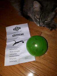 Distributeur de gâteries SlimCat pour chats