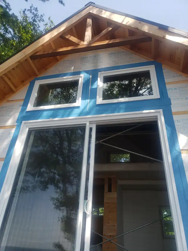 Tiny House550226247360849929