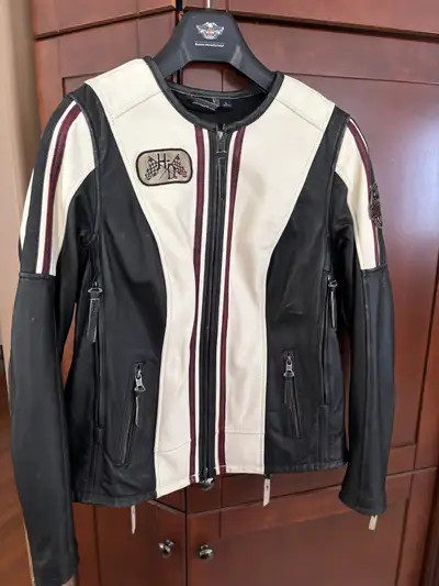 Selling all my Genuine Harley Davidson Gear, View more