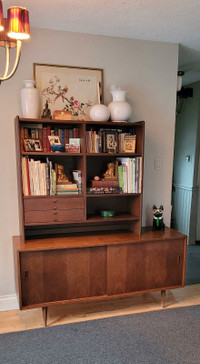 Walnut 50s Hutch w Shelf