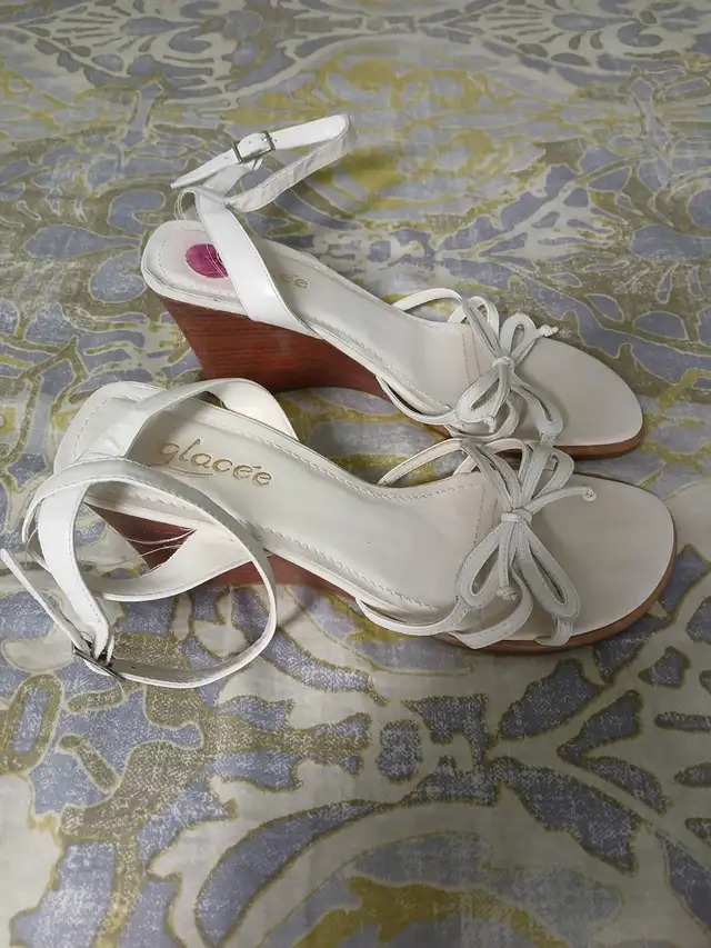 Glacee Womens White Sandals in Women's - Shoes in Windsor Region - Image 5