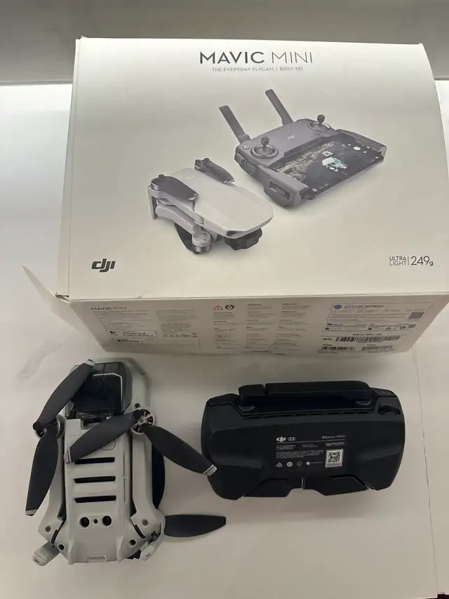DJI Mavic Mini Drone w/ Propeller Guard in Cameras & Camcorders in Markham / York Region - Image 3