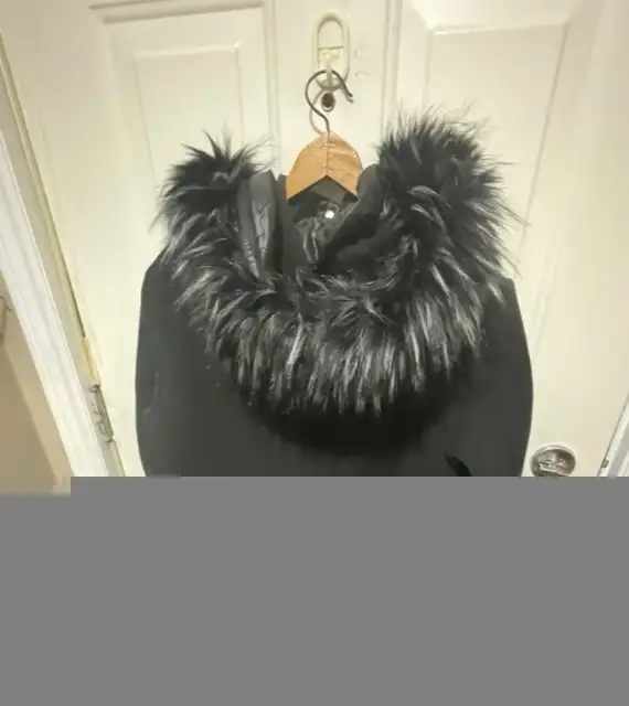 winter coat size 14 never been used paid 275.00 . very warm in Women's - Tops & Outerwear in Moncton - Image 4