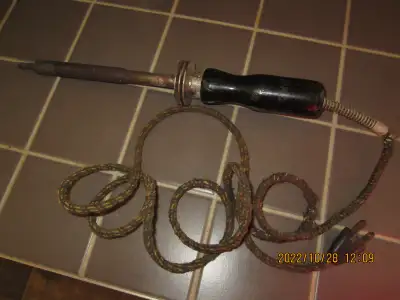 FER A SOUDER "ANTIQUE" D.E.W. CHICAGO ILL., View more