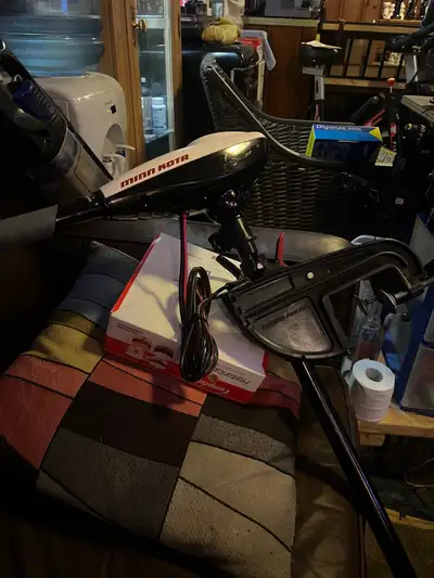 Selling a used Minn Kota Trolling Motor, ready to get you out on the water! This motor is in good wo...