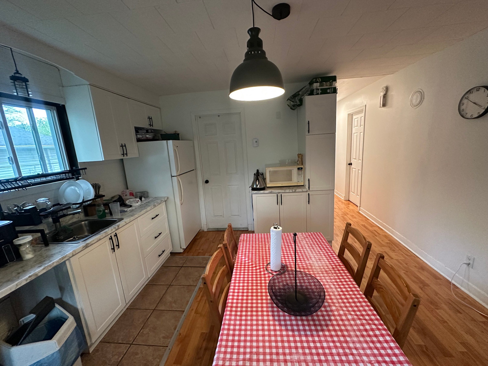 chambre à louer dans un 5 1/2 — photo 3