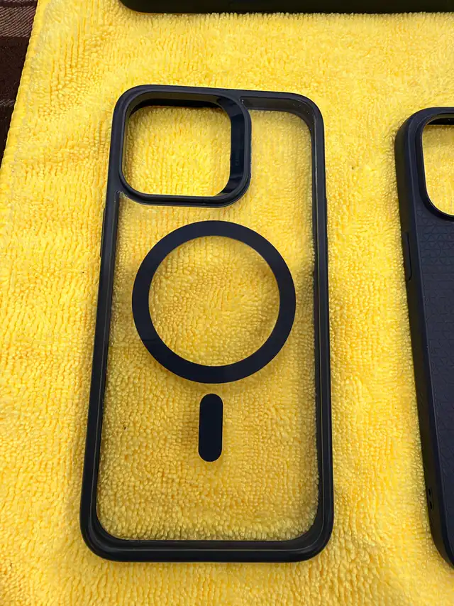 iPhone 15 pro max 256gb -unlocked in Cell Phones in Mississauga / Peel Region - Image 9