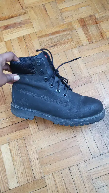Women's Black Timberlands in Women's - Shoes in Mississauga / Peel Region - Image 7