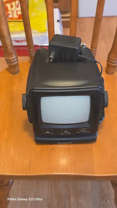 Black & White TV and Radio  Good Conditiion, View more