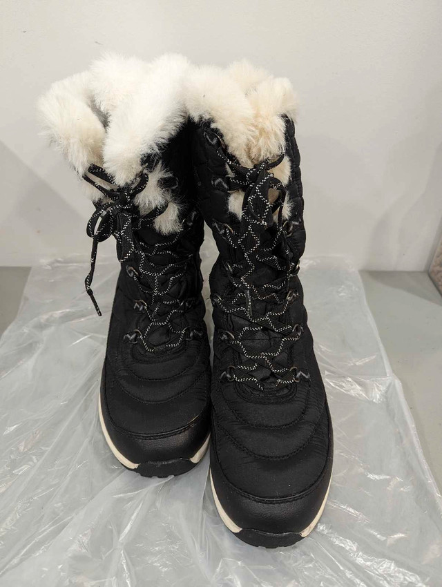 WindRiver women's winter boots. in Women's - Shoes in City of Toronto