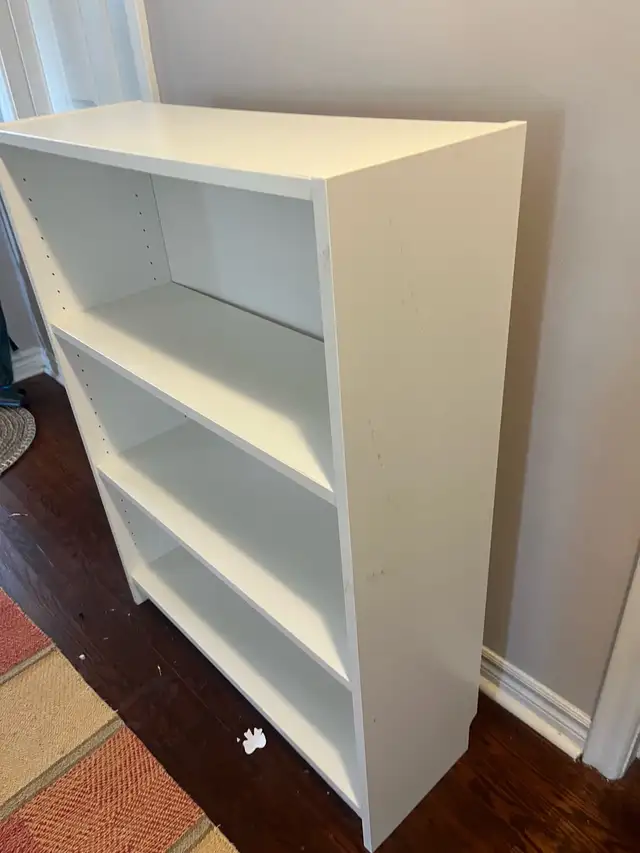 White  3 Shelves Bookcase in Bookcases & Shelving Units in City of Toronto - Image 2