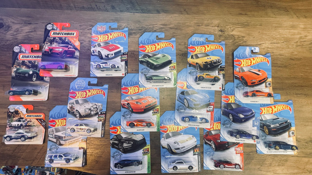 200 + Hot Wheels Sale in Arts & Collectibles in Mississauga / Peel Region