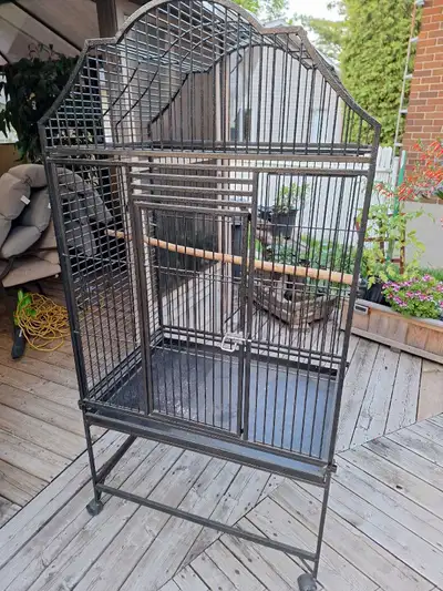 cage pour gros perroquet , View more