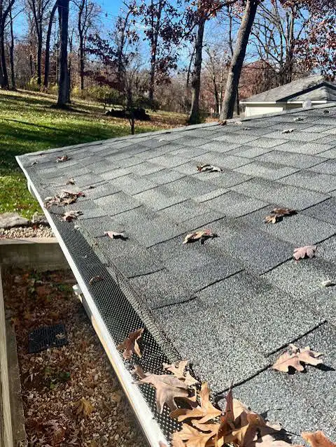 Gutter Replace/Gutter Guards/Gutter Cleaning  in Patio & Garden Furniture in Oakville / Halton Region - Image 6