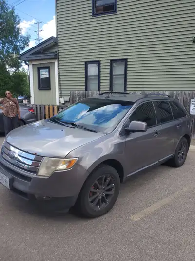2009 Ford Edge - Sterling Gray 318,760 kms Needs only minor maintenance to pass safety For sale, as...