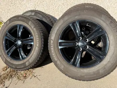 Selling my michelin winter tires with rims 235/65R17 Bolt pattern: 5X114.3 Pretty much new, used for...