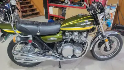 Z1A bodywork only Bike is not for sale. It's a Z1 Parts repo set that's in mint shape i can help wit...