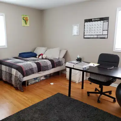 Looking for a quiet, focused environment? We have a bright, furnished room available in a smoke-free...