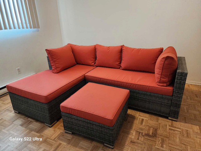 Back yard sofa dans Mobilier pour terrasse et jardin  à Laval/Rive Nord - Image 3