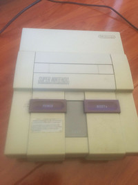 SUPER NINTENDO SNES CONSOLE WITH CORDS AND CONTROLLER