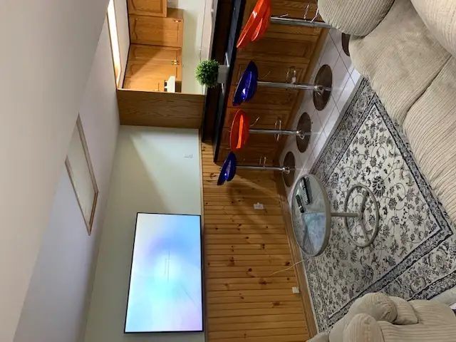 ROOM FOR RENT $ 800 CALL ME 437-784-4419