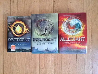 Divergent 3 for $8 Veronica Roth bestselling books insurgent, View more