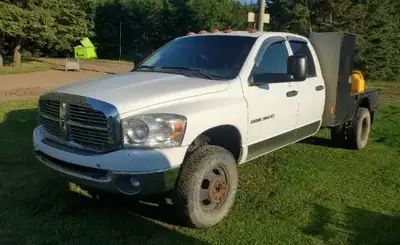 **Needs a head gasket** **Price is firm** 2008 Dodge Ram Crew Cab dually. 6.7 Cummins diesel with a...