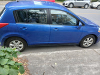 2012 nissan versa belle bijou propre 6 vitress 1.8L