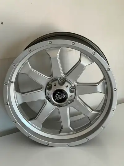Selling a set of brand-new Trail Boss Outlaw AH105 wheels, perfect for Ford F-150 (6x135 bolt patter...