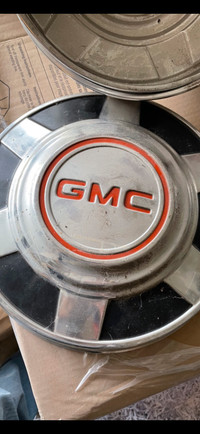 GMC Hub Caps 