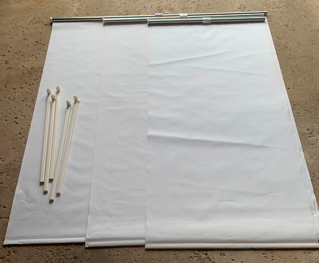 Curtain: Blackout roller blind, white, 3 sizes in Window Treatments in Mississauga / Peel Region