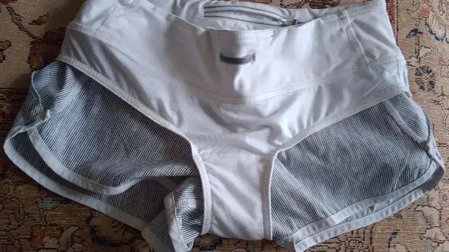 Lululemon Run Speed Short Wee Are From Space White Combo in Women's - Bottoms in City of Toronto - Image 8