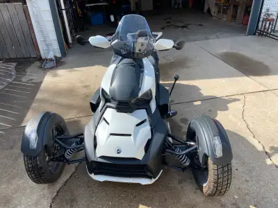 CVT transmission, just serviced, color match white paint, white under glow lighting, jockey shifter,...