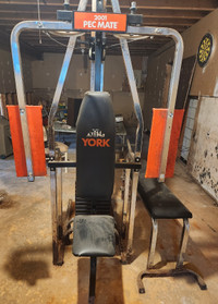 York Universal Gym, Pec Mate 2001