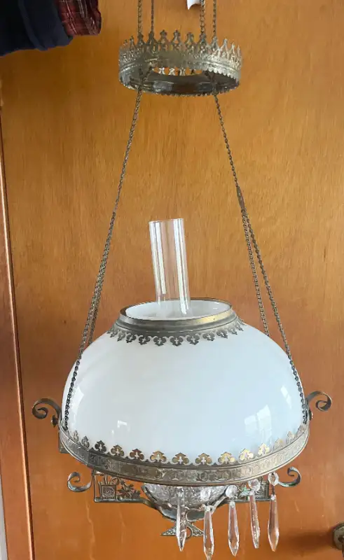 Victorian Parlour Hanging Oil Lamp, late 1800’s in Arts & Collectibles in St. Catharines - Image 8