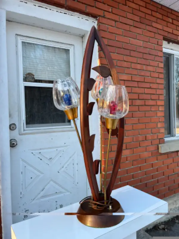Magnifique grande lampe Vintage  stunning, MCM lamp in Indoor Lighting & Fans in West Island - Image 4