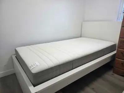 Like New - Twin Mattress, View more