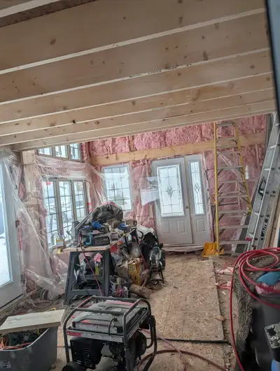 Beautiful lot,house with many upgrades.As is,new roof,2 new heat pumps,bathroom, kitchen, electric 2...