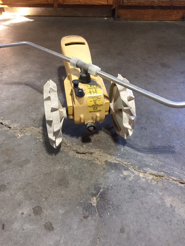 Nelson moving tractor water sprinkler Other Muskoka Kijiji