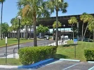 2 Bd/2 Bath golf course Lauderhill/Environ 55+ For SALE or RENT in Florida in Canada - Image 11